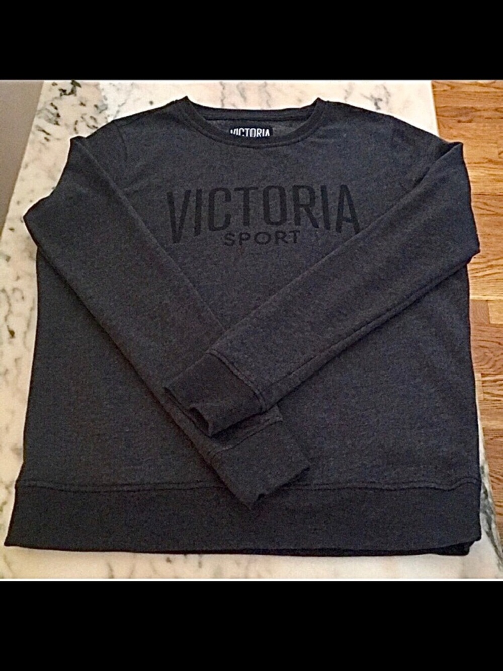 Victoria’s Secret Victoria Sport Logo Fleece Crew sz.S